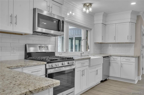 Maverick Real Properties Lake Ave Orchard Park 10