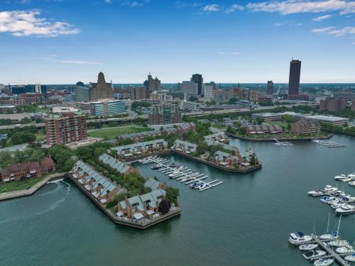 Maverick-Real-Properties-Rivermist-Drive-35