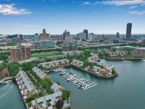 Maverick-Real-Properties-Rivermist-Drive-4