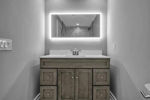 Maverick-Real-Properties-Rivermist-Drive-40